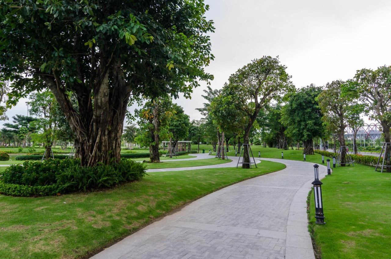 Luxury Vinhomes Central Park Humi Apartment Ho Şi Min Exterior foto